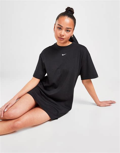 nike t shirt kleid damen schwarz|Schwarz Kleider (16) .